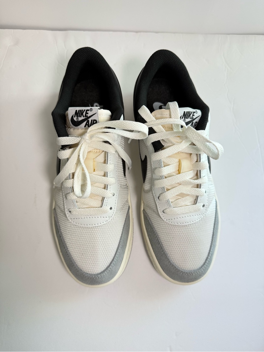 Nike Women’s Air Jordan Skyline Low size 8.5